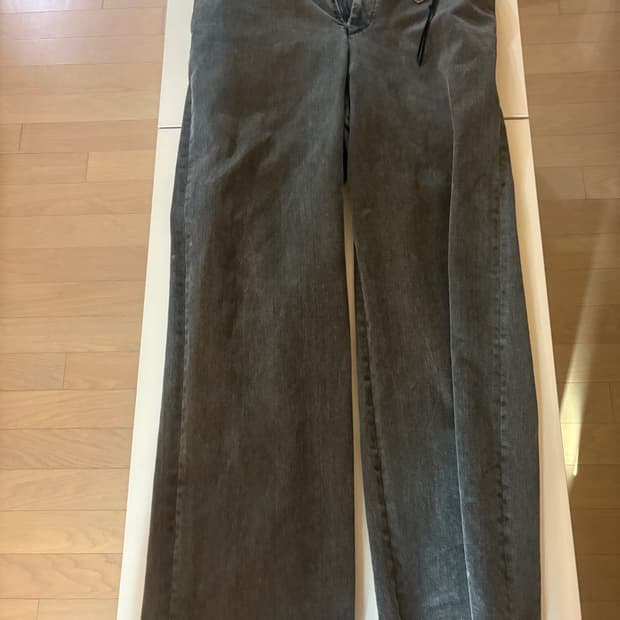 해칭룸 차콜 와이드 팬츠