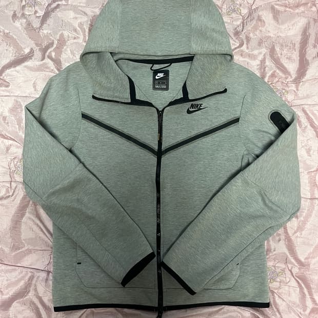 나이키 테크팩 M