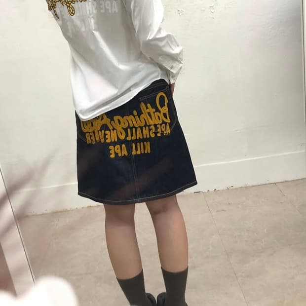 베이프 데님 스커트