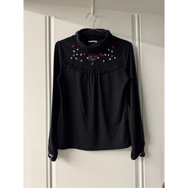 일본빈티지 엑시즈팜 블랙 레이스 터틀넥 롱슬리브