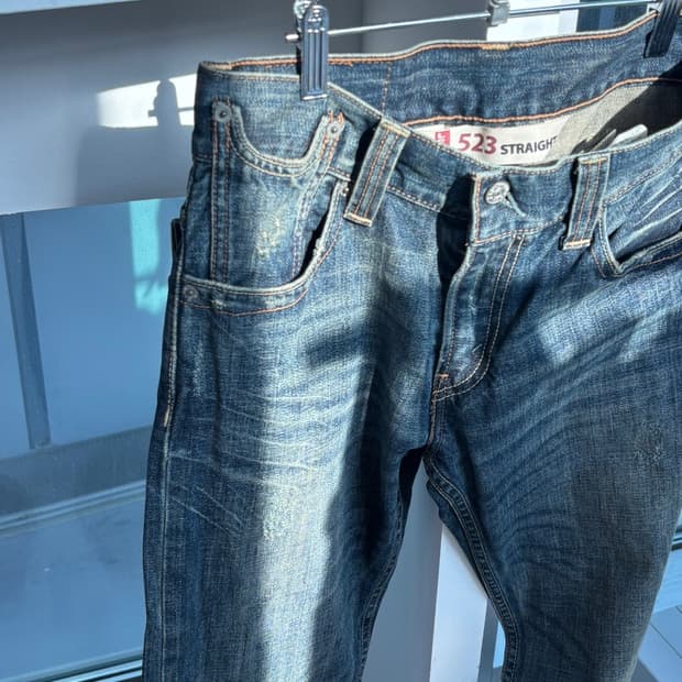 (New) Levis 523 Jeans