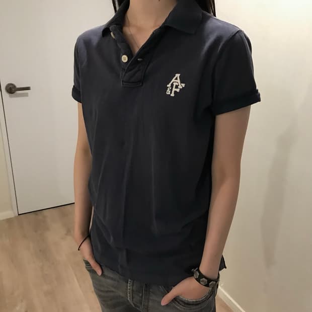 아베크롬비 반팔 카라티 네이비