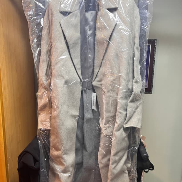 일꼬르소 코트 그레이