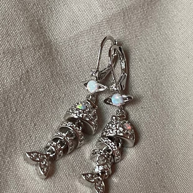 비비안웨스트우드 빈티지 피쉬본 복각형 이어링