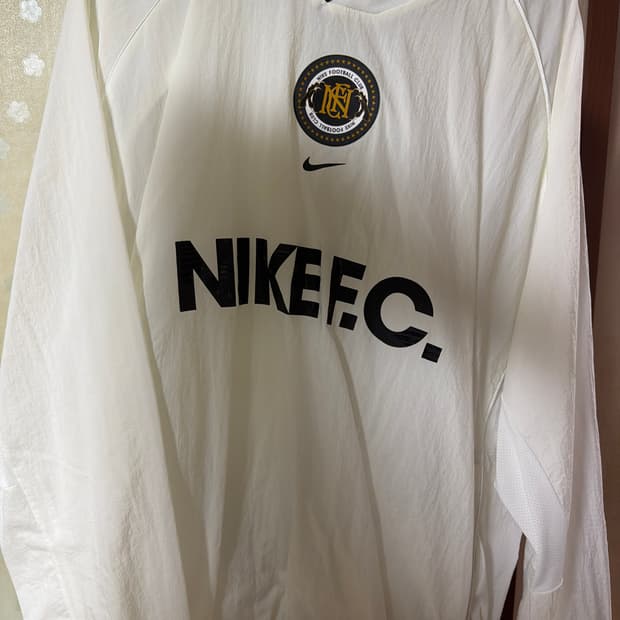 나이키 FC 