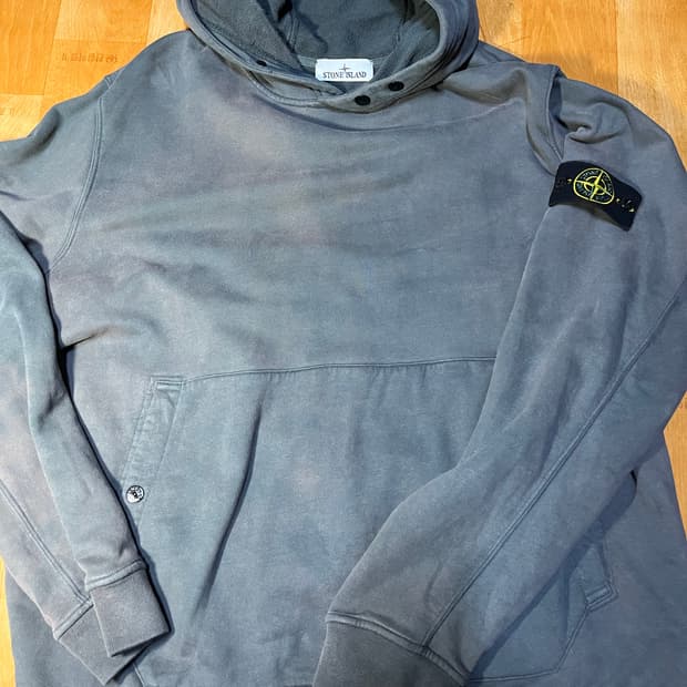 지리는 썬페이딩,물빠짐 스톤아일랜드 후드티