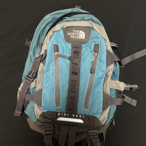 노스페이스 미니샷 백팩 12L