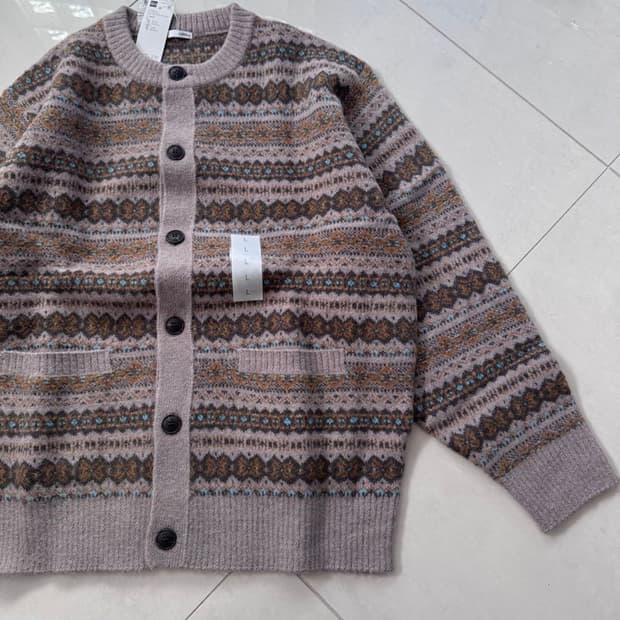 PUFF KNIT CARDIGAN 퍼프 니트 가디건