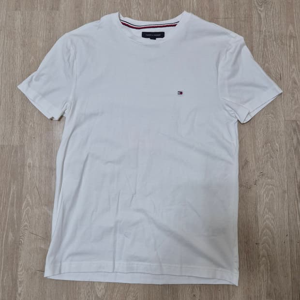 타미힐피거 미니 플래그 슬림핏 스트레치 라운드 반팔티