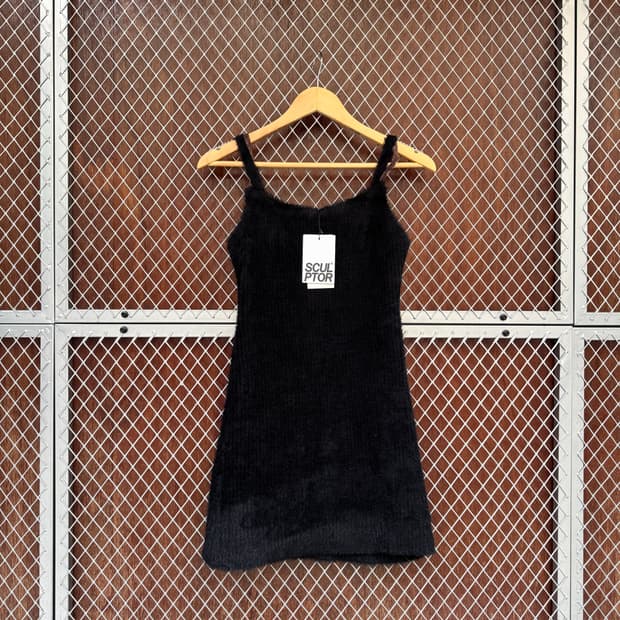 SCULPTOR 스컬프터 퍼 벨벳 블랙 미디 원피스 새상품