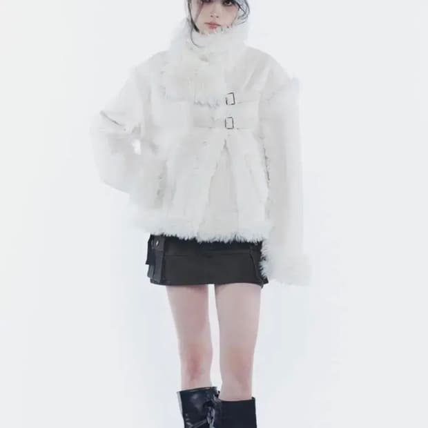 (새상품급) 페인오어플레져 무스탕 크림