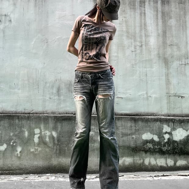 Y2K Grunge Curved Distressed Denim Pants