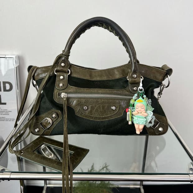 발렌시아가 모터백 포니헤어