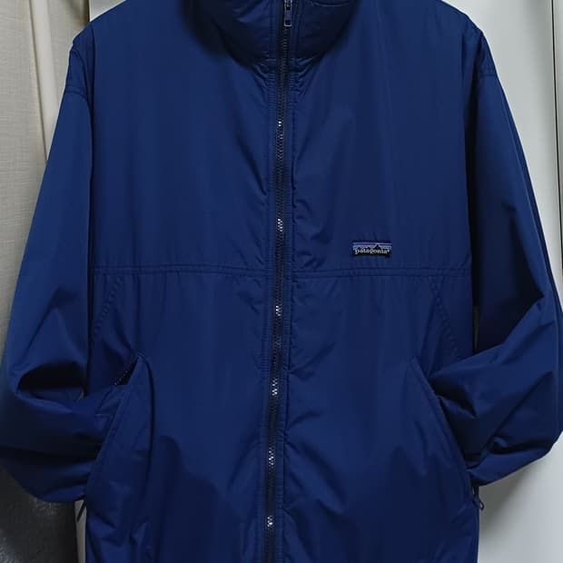 🇨🇦 파타고니아 쉘드 신칠라 봄버 자켓 - 블루