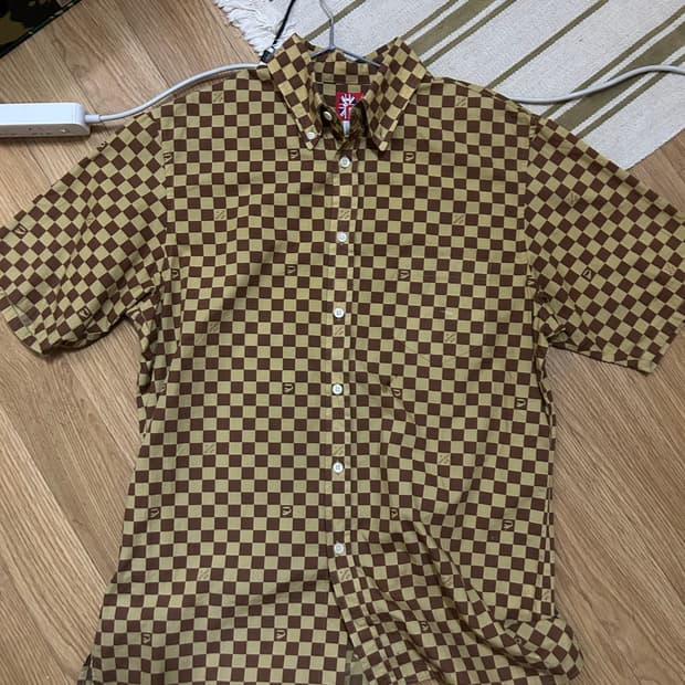 베이프 반팔셔츠 L 판매