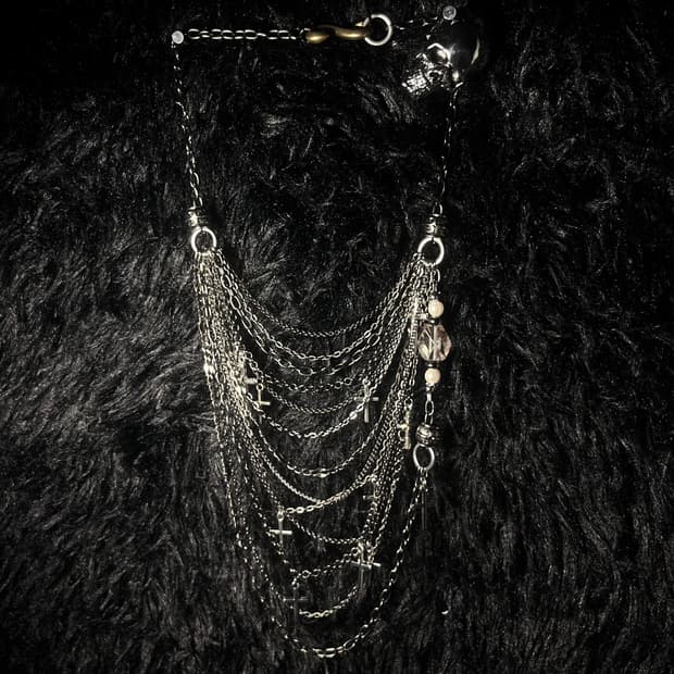 Vkei custom rayering necklace