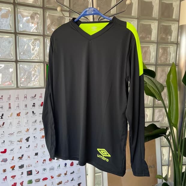 UMBLO SOCCER TEE 엄블로 축구 티셔츠