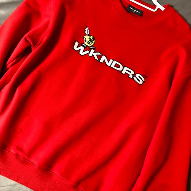 (L) 위캔더스 애플 맨투맨