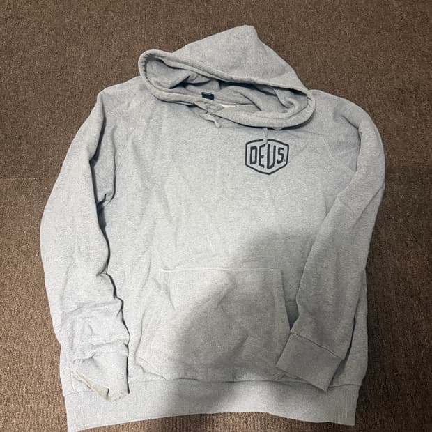 데우스 후드집업