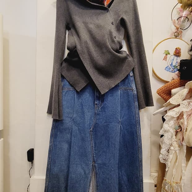 마쥬 언발 골지니트. 디자이너 데님 스커트