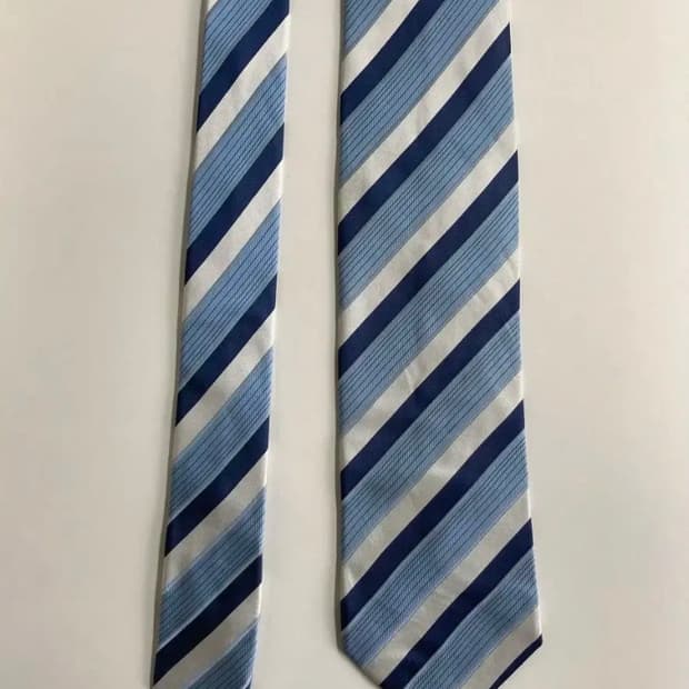 앤드류타이 넥타이