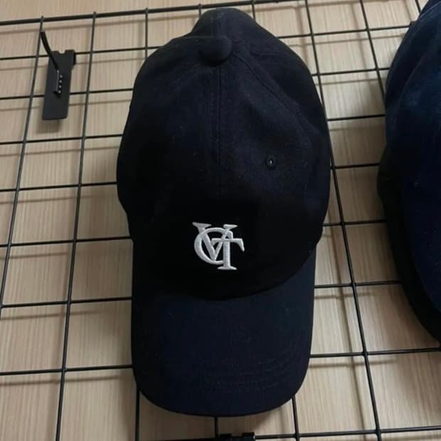 까발레티 볼캡모자 새상품급