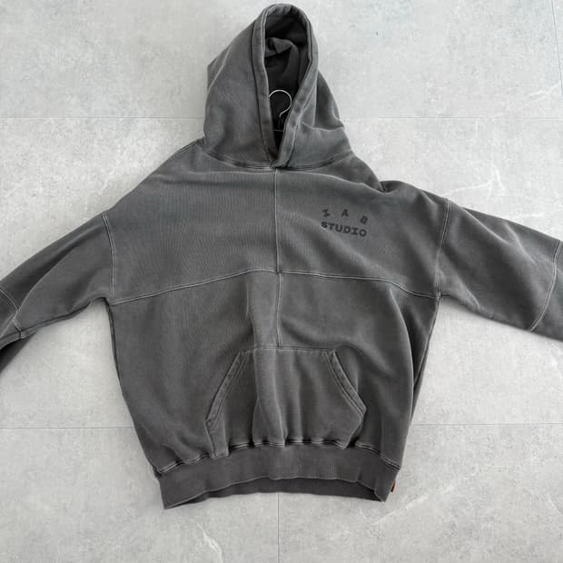 아이앱 스튜디오 블록 피그먼트 후드 블랙