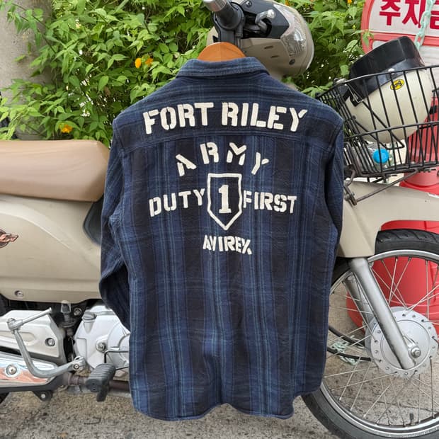 AVIREX Fort Riley Army Shirt Jacket Navy