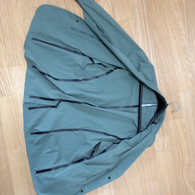 아크테릭스 베일런스 자켓 미사용 제품 