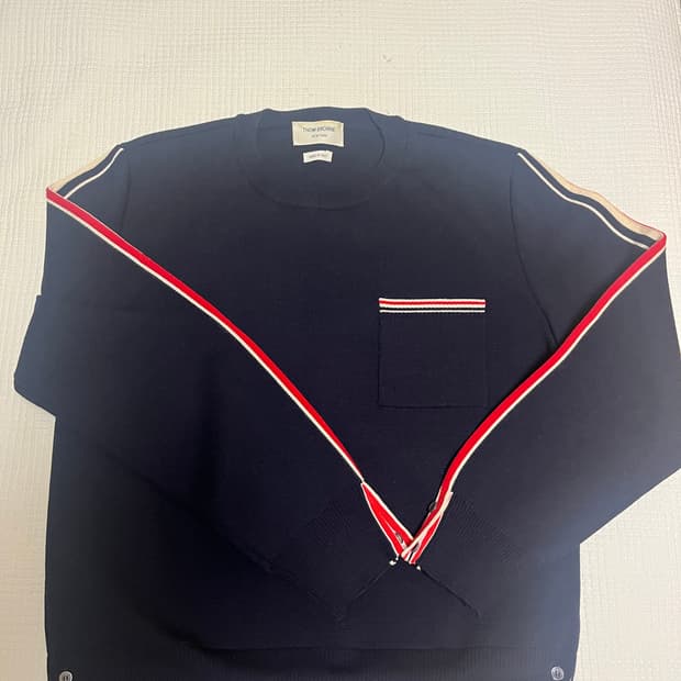 정품 톰브라운 니트 4사이즈