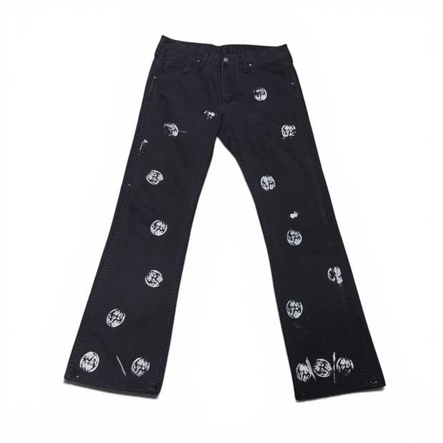 31 랭글러 WRANGLER 페인팅 세미부츠 플레어 블랙진