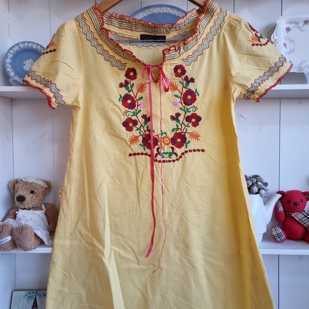 옐로 플라워 자수 원피스