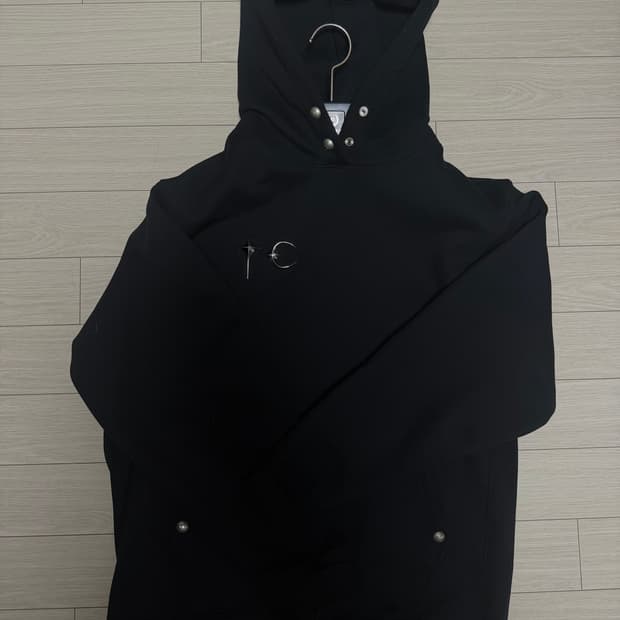 떠그클럽 아머 후드티