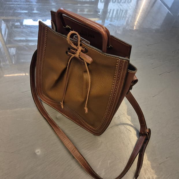 장 폴 고티에 브로그 크로스 토트 백