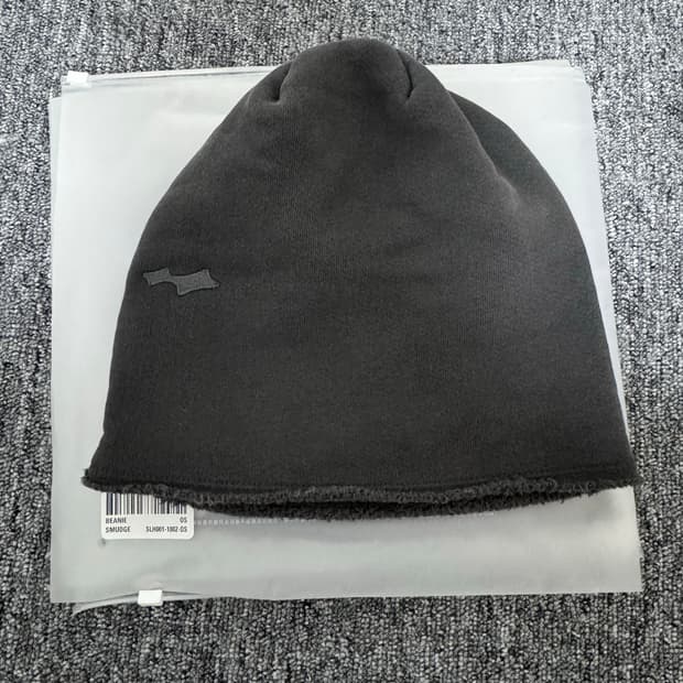 스카이라크 비니 스머지 skylrk beanie smudge