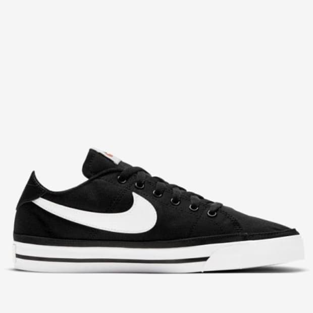 나이키 코트레거시 캔버스 스니커즈 235사이즈