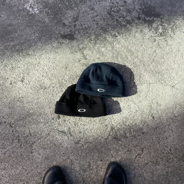 00s Oakley factory Pilot Beanie