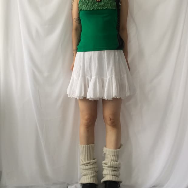 Lace point sleeveless