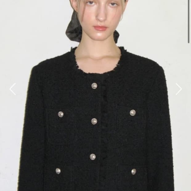 제니 Sinoon 시눈 트위드 자켓 블랙컬러 팝니다