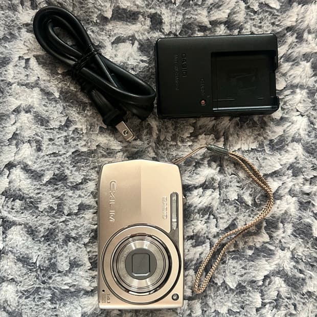 엑슬림 z2300 골드