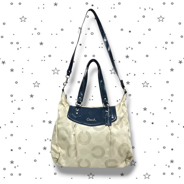 COACH 코치 애슐리 도트 옵 아트 캐리올 숄더백