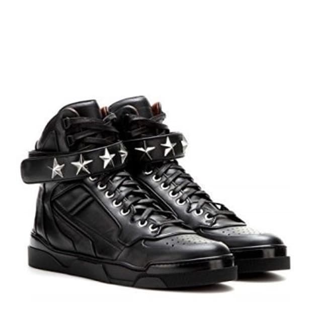 Givenchy tyson 270~280 제품 구매합니다