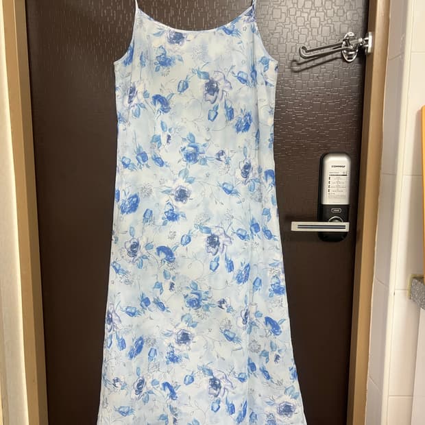 백예린st 빈티지 나시 플로럴 원피스