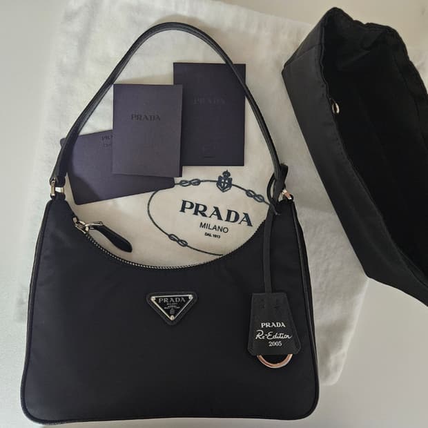 프라다 리나일론 호보백 