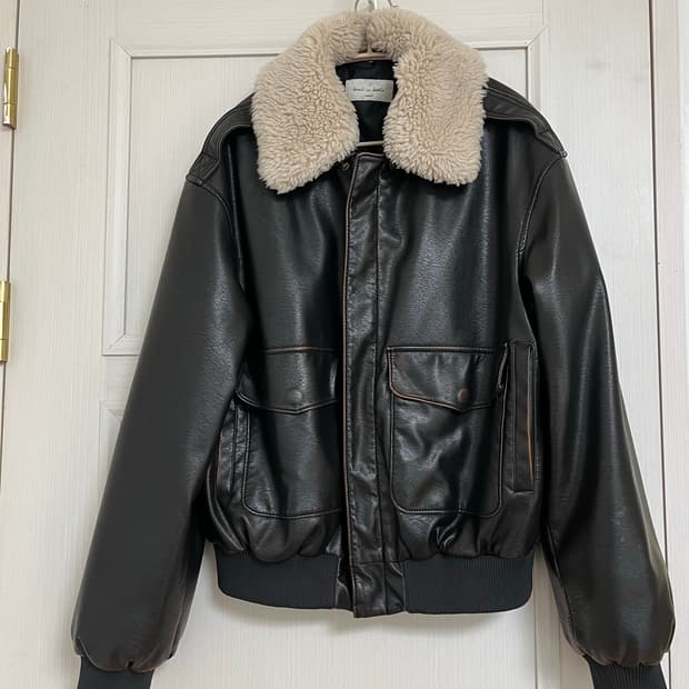 바질인보틀 레더 블루종 자켓(카라 탈부착)