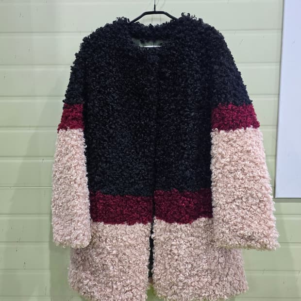 컬러 블록 퍼 코트 large