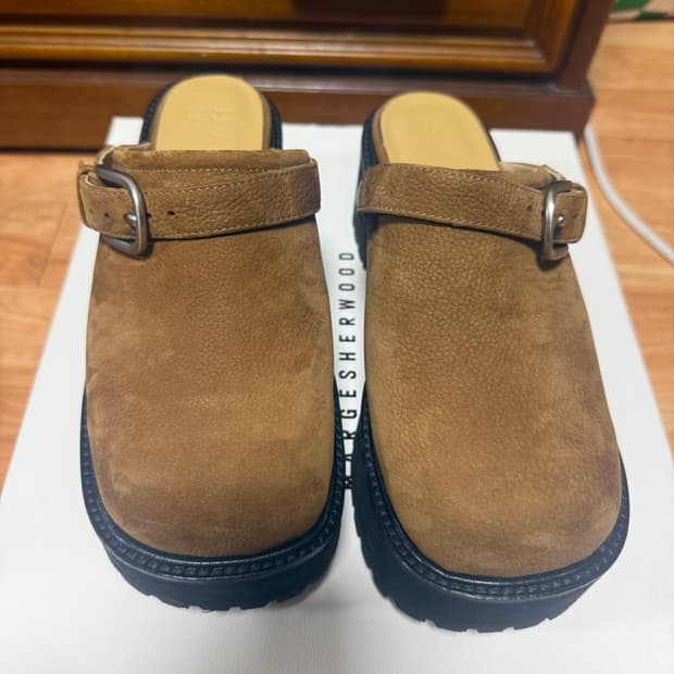 마지셔우드 클로그