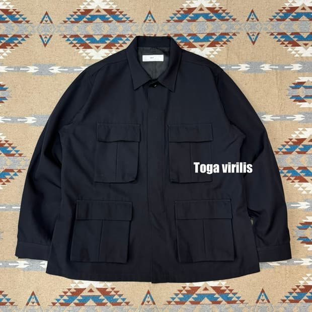 [44][M] 토가 비릴리스 샴브레이 트윌 블루종 자켓