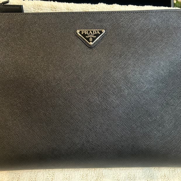 [정품/중고] 프라다 사피아노 클러치백