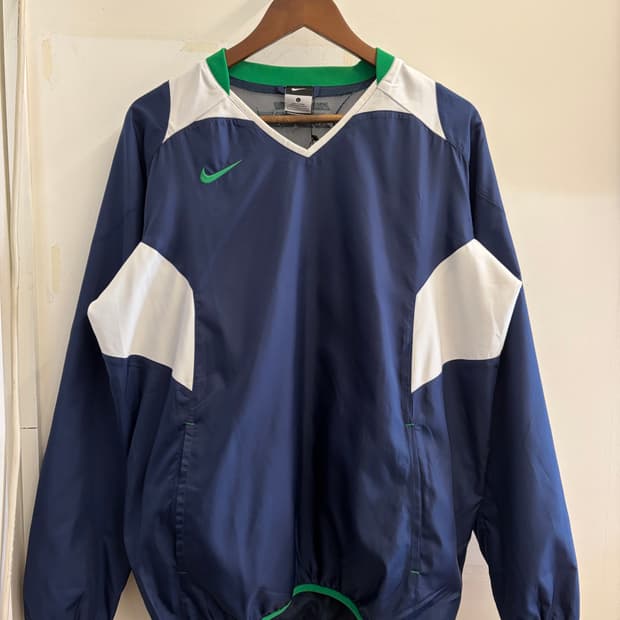 N179. 나이키 웜업